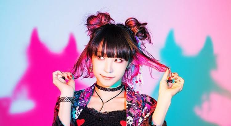 Anime Singer LiSA Will Be Slowly Returning After 1 Month Break